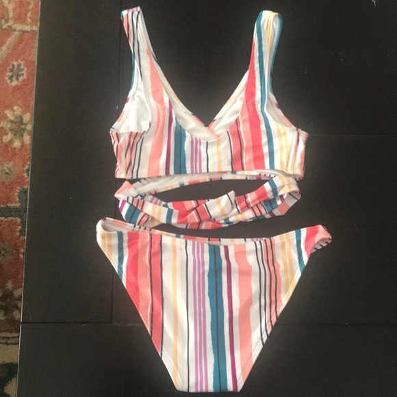 ASOS DESIGN pastel stripe bikini - Picture 5 of 6